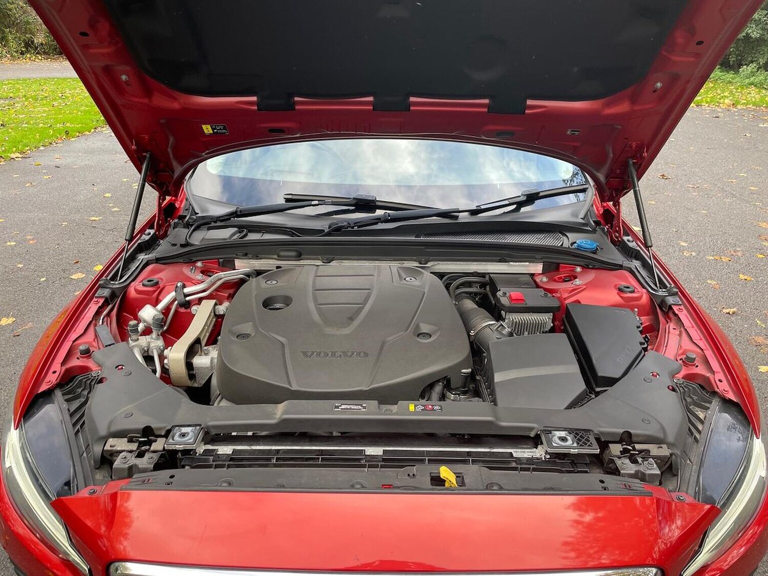 Used Volvo V60 2018 for sale - 76382645: Photo 38