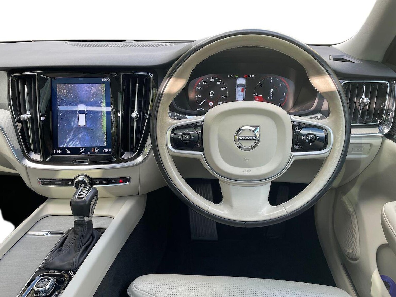 Used Volvo V60 2018 for sale - 76382645: Photo 9