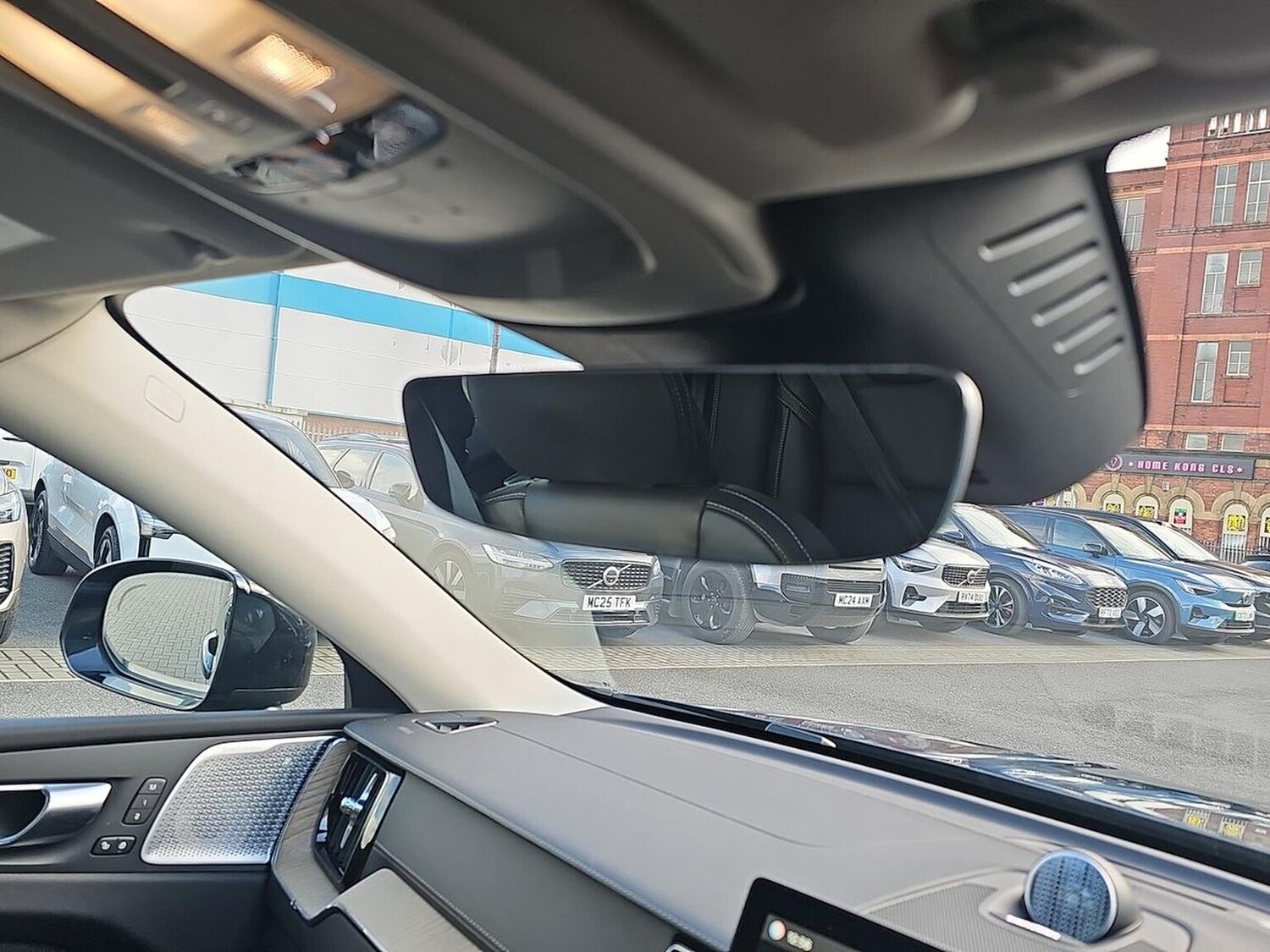 Used Volvo XC60 2025 for sale - 77845298: Photo 14