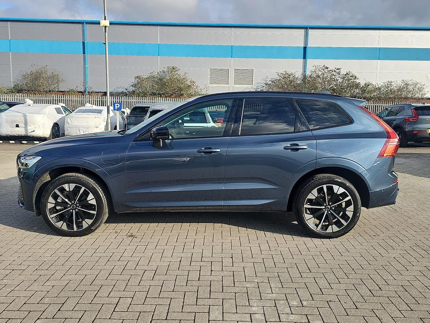 Used Volvo XC60 2025 for sale - 77845298: Photo 19