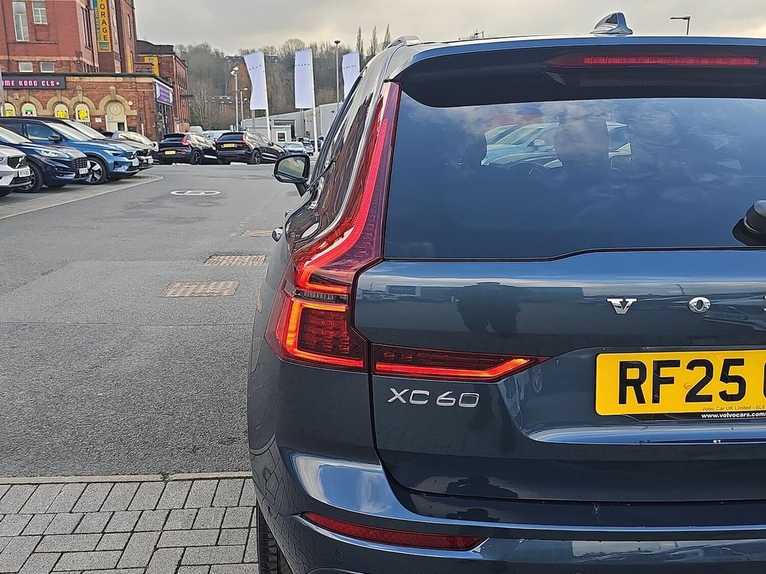 Used Volvo XC60 2025 for sale - 77845298: Photo 35