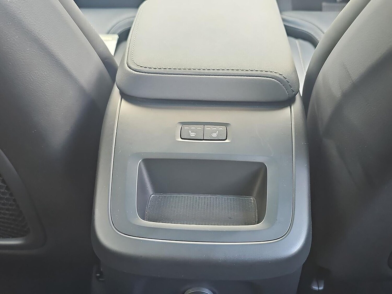 Used Volvo XC60 2025 for sale - 77845298: Photo 44