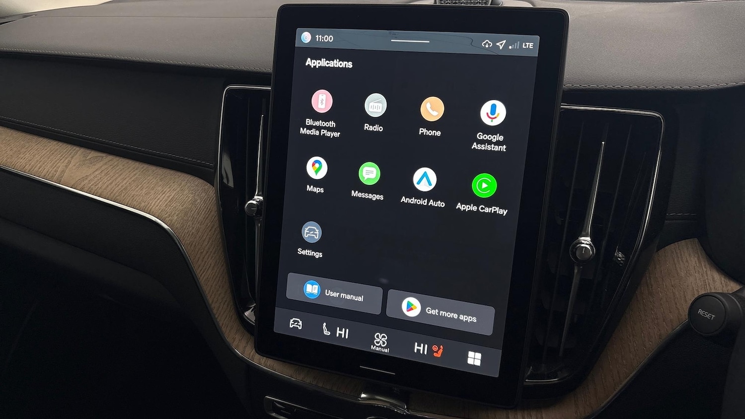 Used Volvo XC60 2025 for sale - 78139504: Photo 14