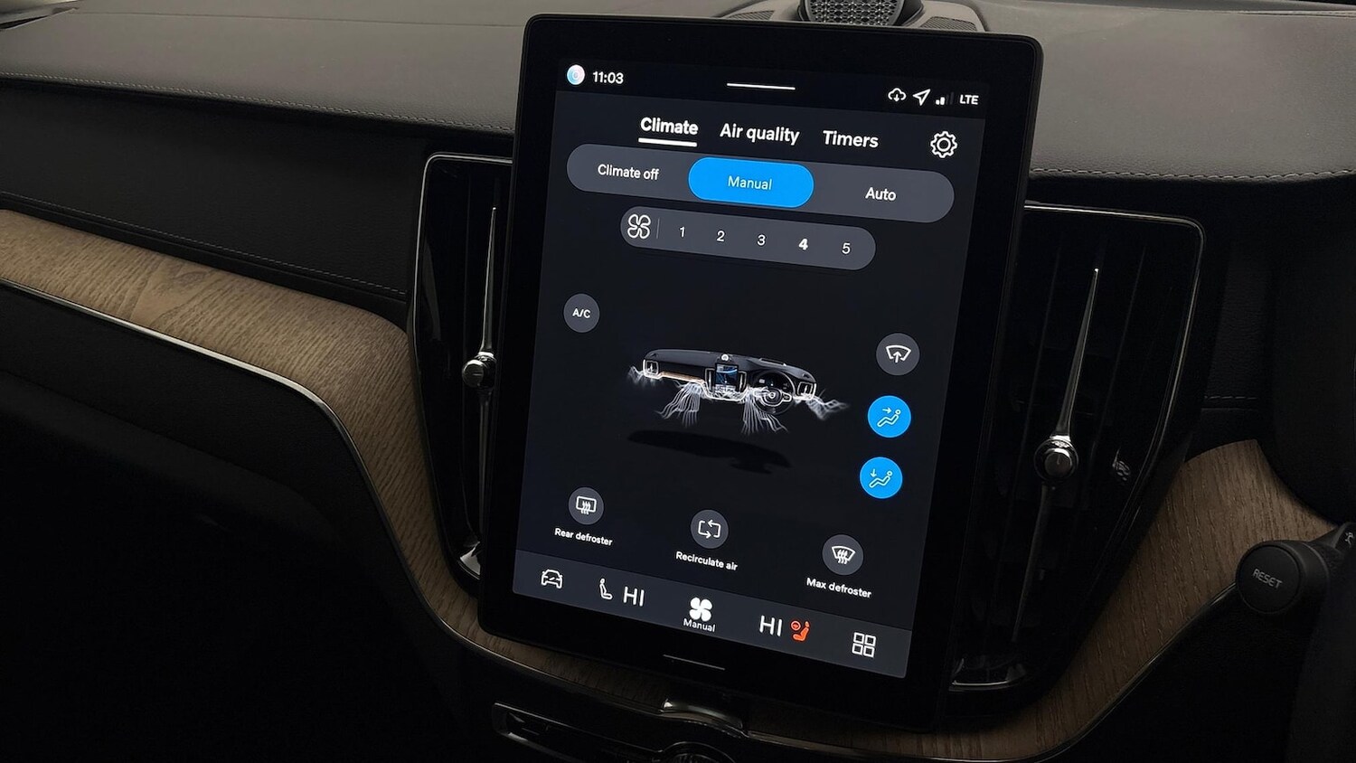 Used Volvo XC60 2025 for sale - 78139504: Photo 31