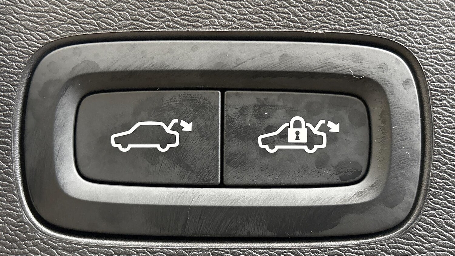 Used Volvo XC60 2025 for sale - 78139504: Photo 35