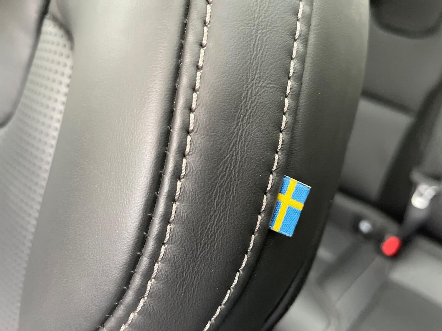 Used Volvo XC60 2025 for sale - 76490767: Photo 43