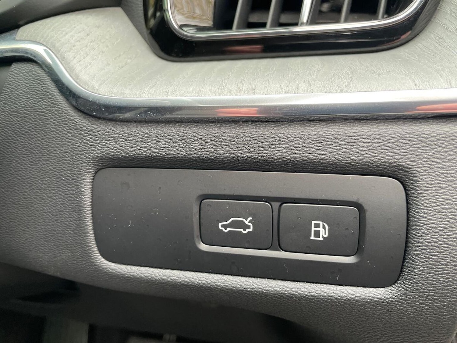 Used Volvo XC60 2025 for sale - 76490767: Photo 44