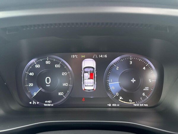 Used Volvo XC40 2020 for sale - 76287256: Photo 10