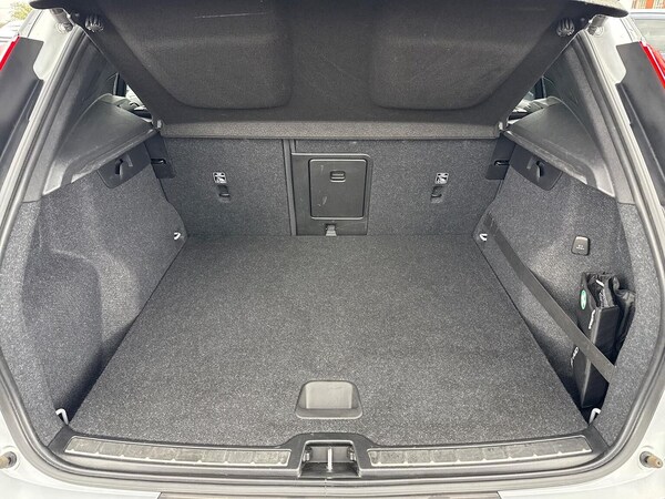 Used Volvo XC40 2020 for sale - 76287256: Photo 17