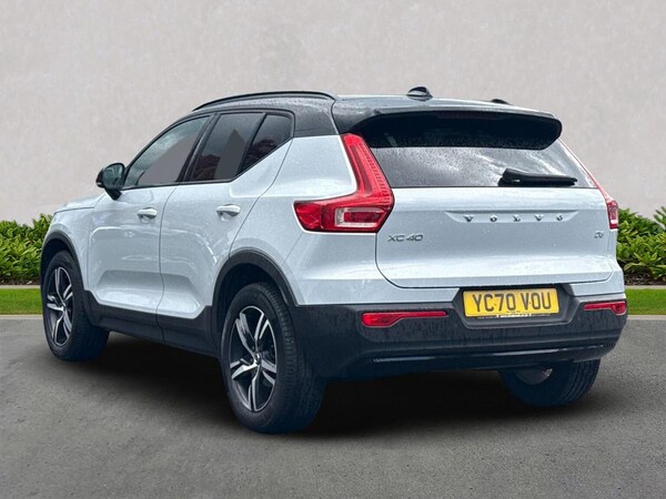 Used Volvo XC40 2020 for sale - 76287256: Photo 2