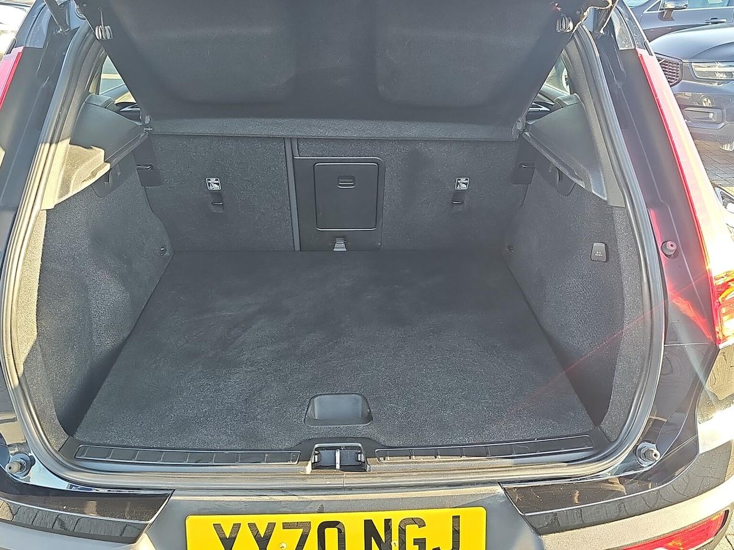 Used Volvo XC40 2020 for sale - 78061064: Photo 17