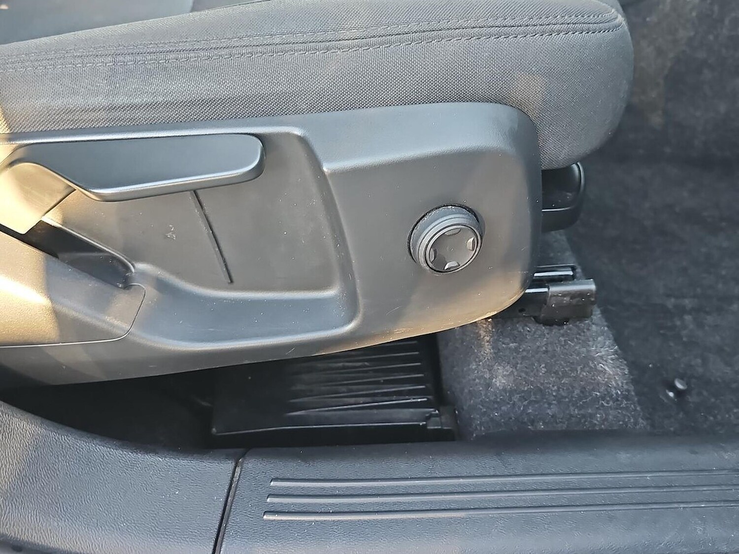 Used Volvo XC40 2020 for sale - 78061064: Photo 28