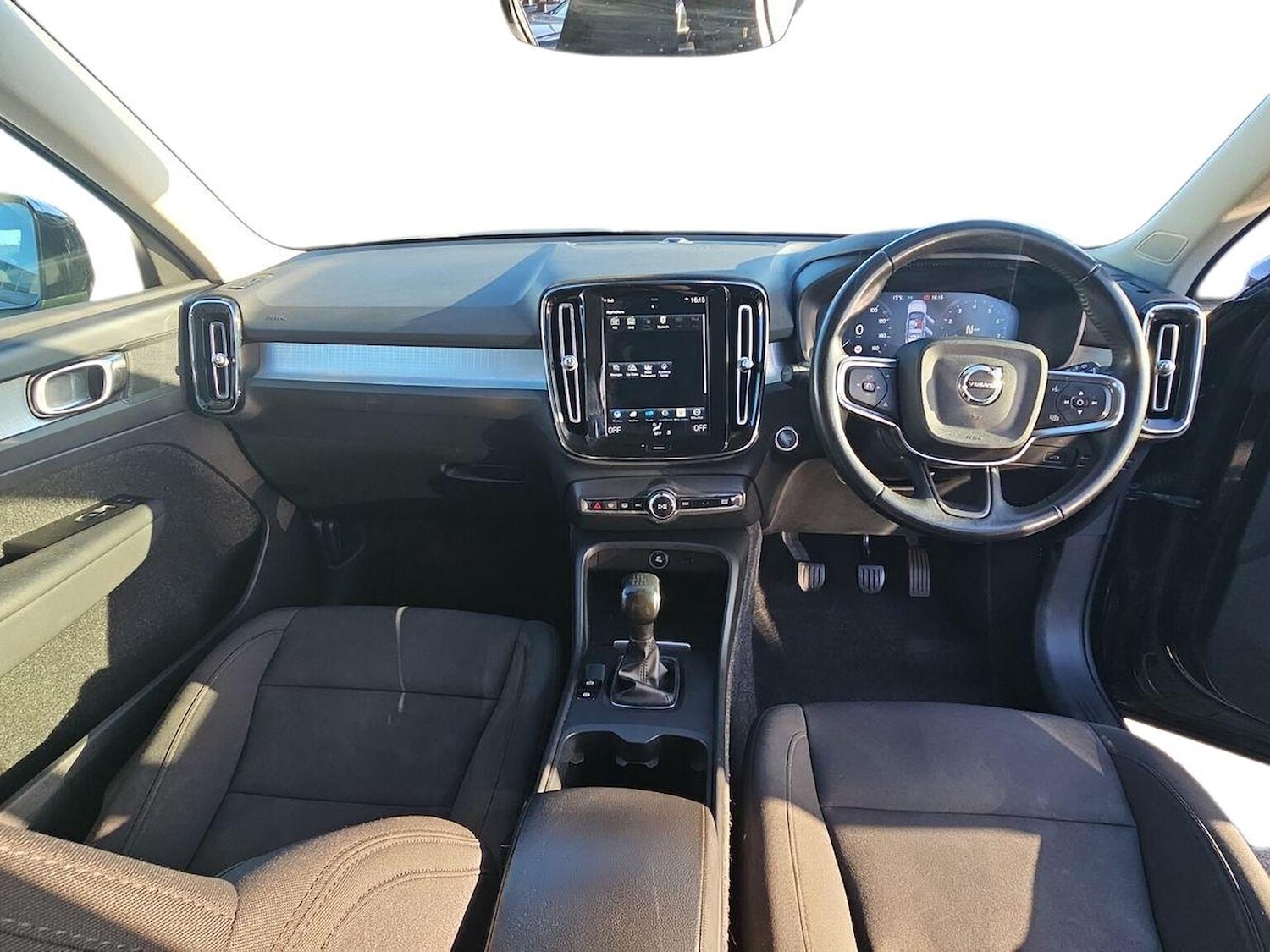 Used Volvo XC40 2020 for sale - 78061064: Photo 8