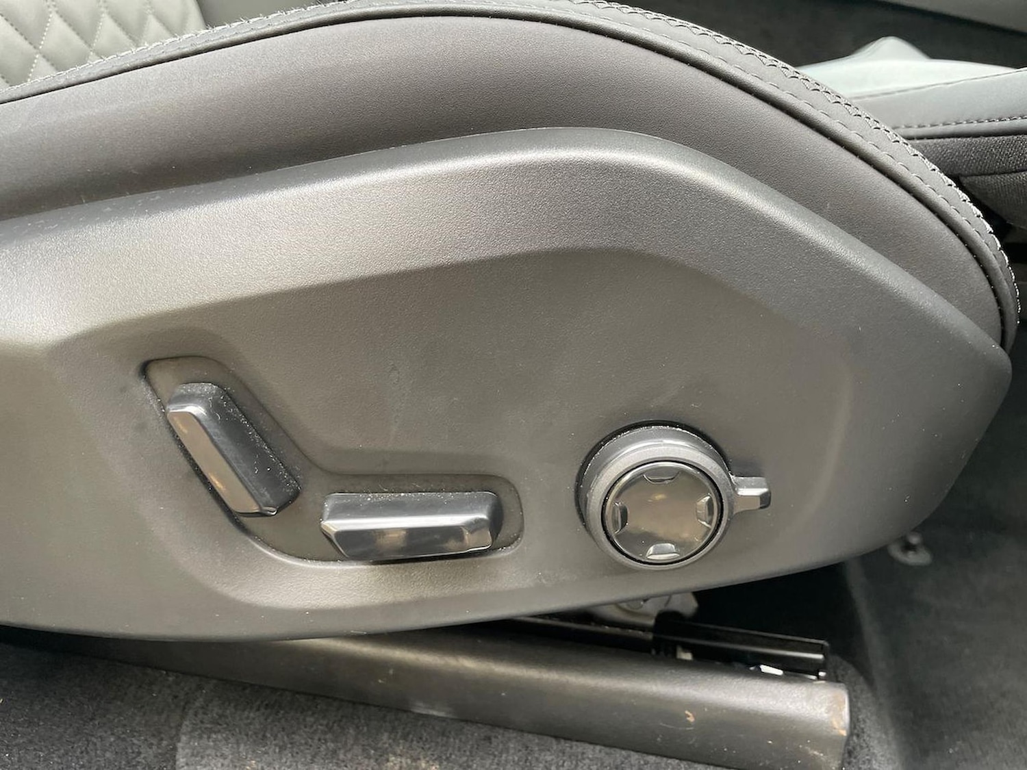 Used Volvo XC90 2025 for sale - 76455302: Photo 30