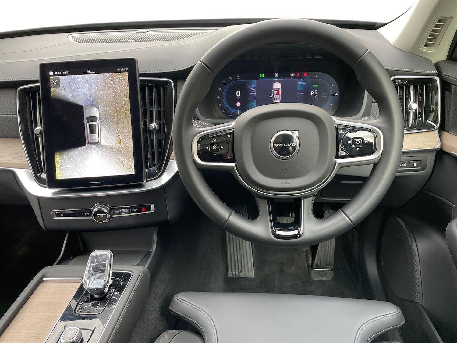 Used Volvo XC90 2025 for sale - 76455302: Photo 9