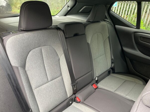 Used Volvo XC40 2023 for sale - 76170661: Photo 16