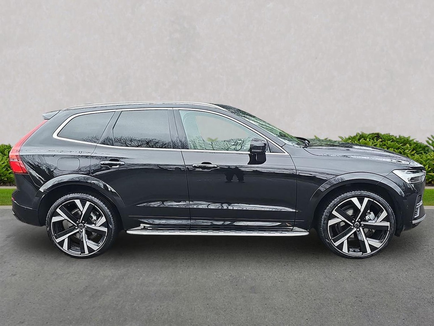 Used Volvo XC60 2025 for sale - 77489678: Photo 3