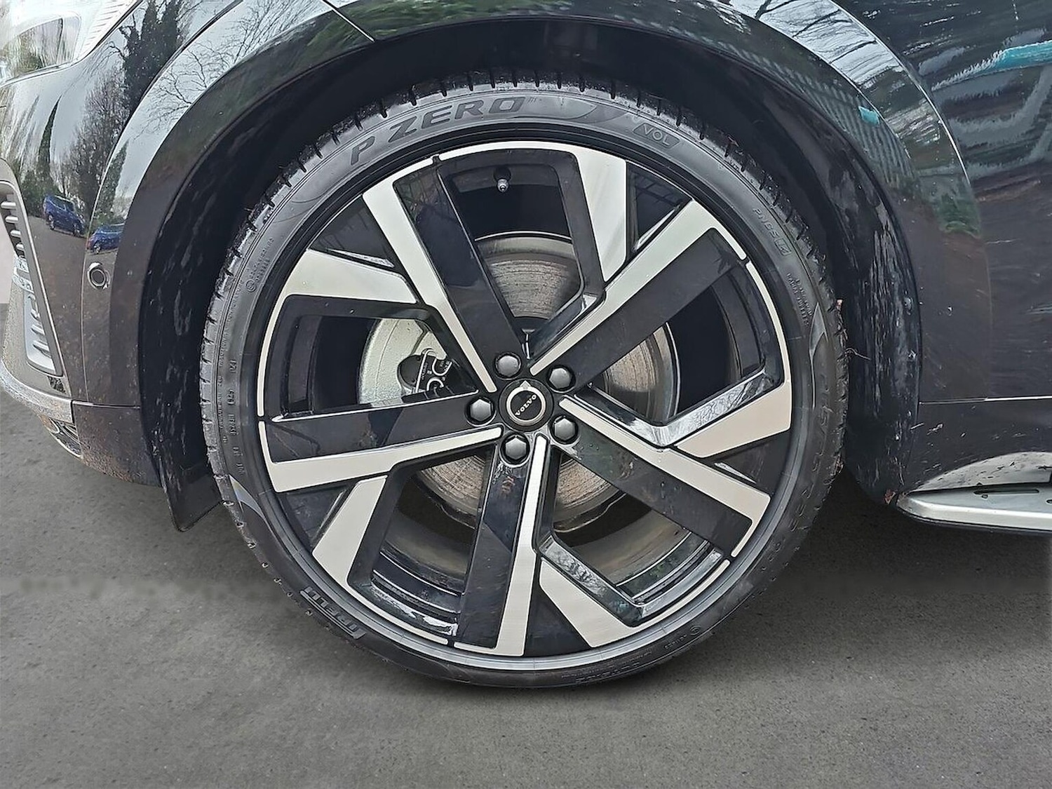 Used Volvo XC60 2025 for sale - 77489678: Photo 6