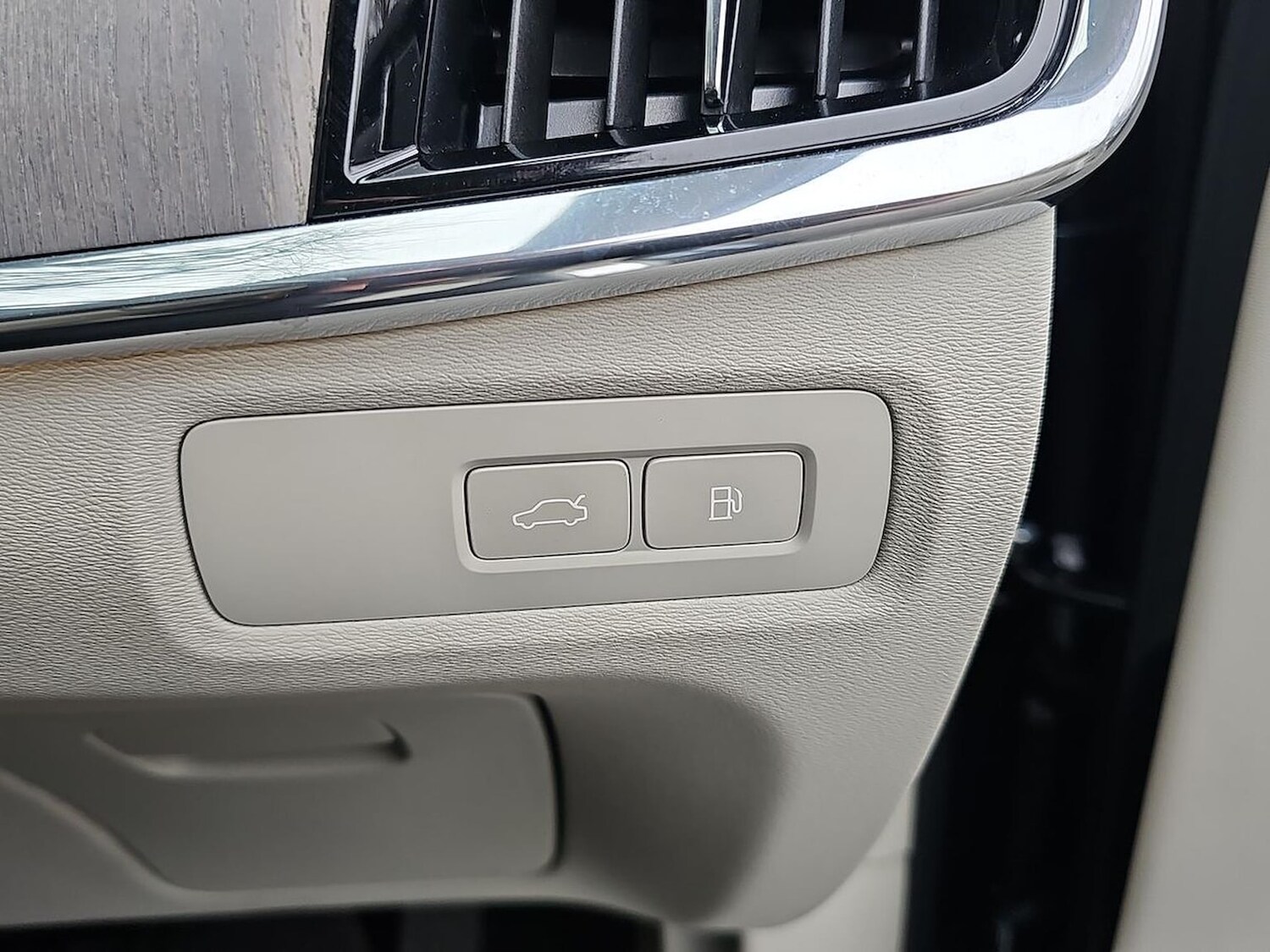 Used Volvo V90 2025 for sale - 78191346: Photo 44