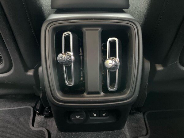 Used Volvo XC40 2020 for sale - 76299450: Photo 22