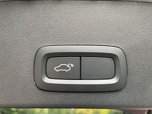 Used Volvo XC40 2020 for sale - 76299450: Photo 34