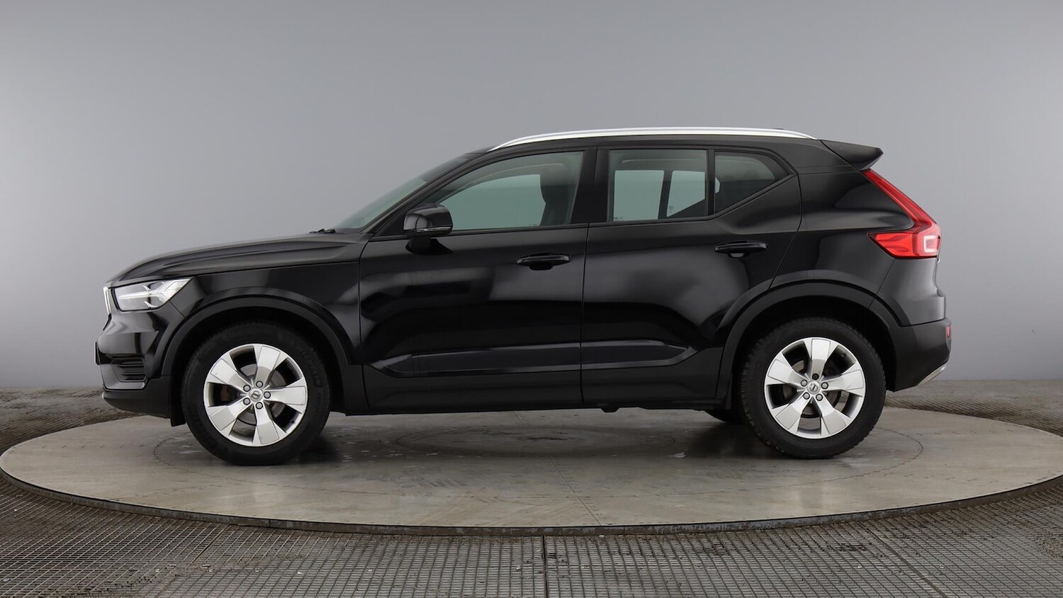 Used Volvo XC40 2021 for sale - 76627997: Photo 13