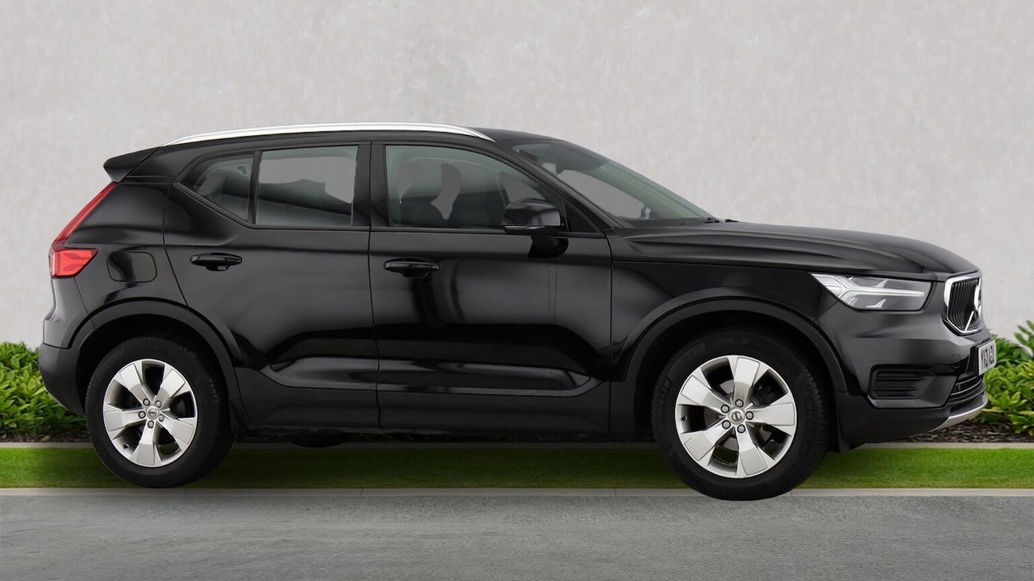 Used Volvo XC40 2021 for sale - 76627997: Photo 3