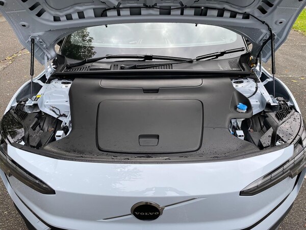 Used Volvo EX30 2025 for sale - 76198442: Photo 38