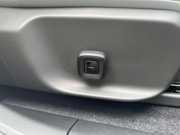 Used Volvo EX30 2025 for sale - 76257851: Photo 30