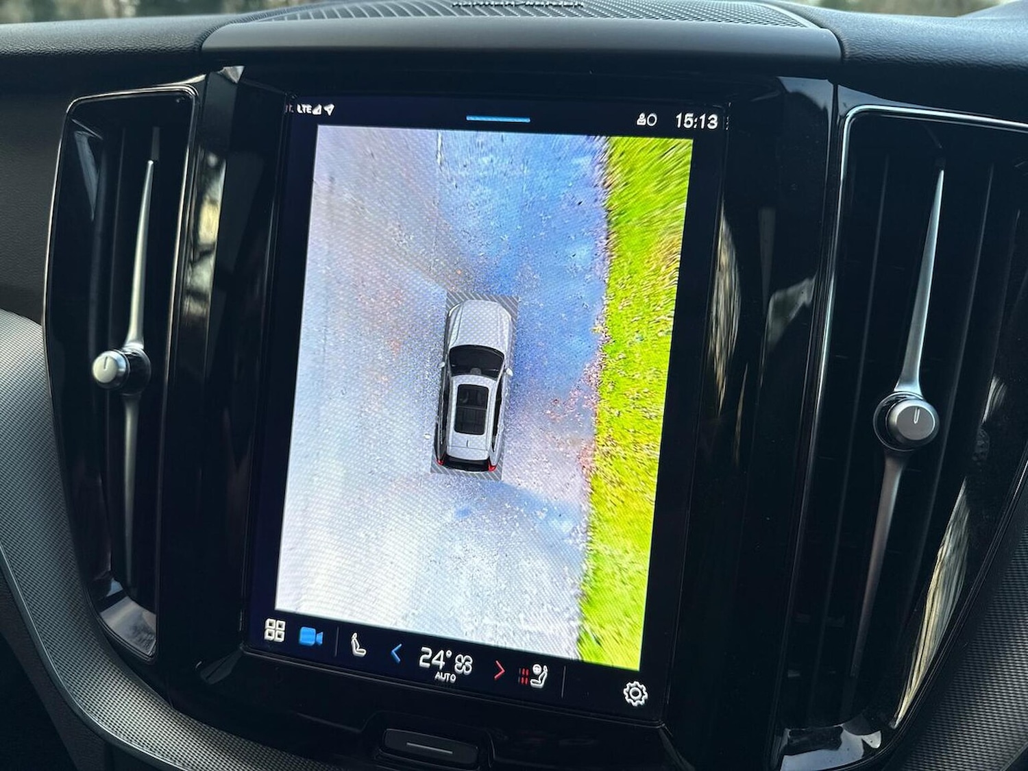 Used Volvo XC60 2023 for sale - 76785176: Photo 21