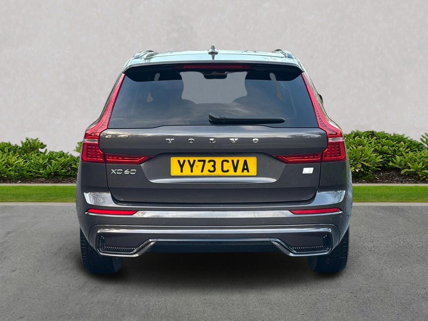 Used Volvo XC60 2023 for sale - 76785176: Photo 4