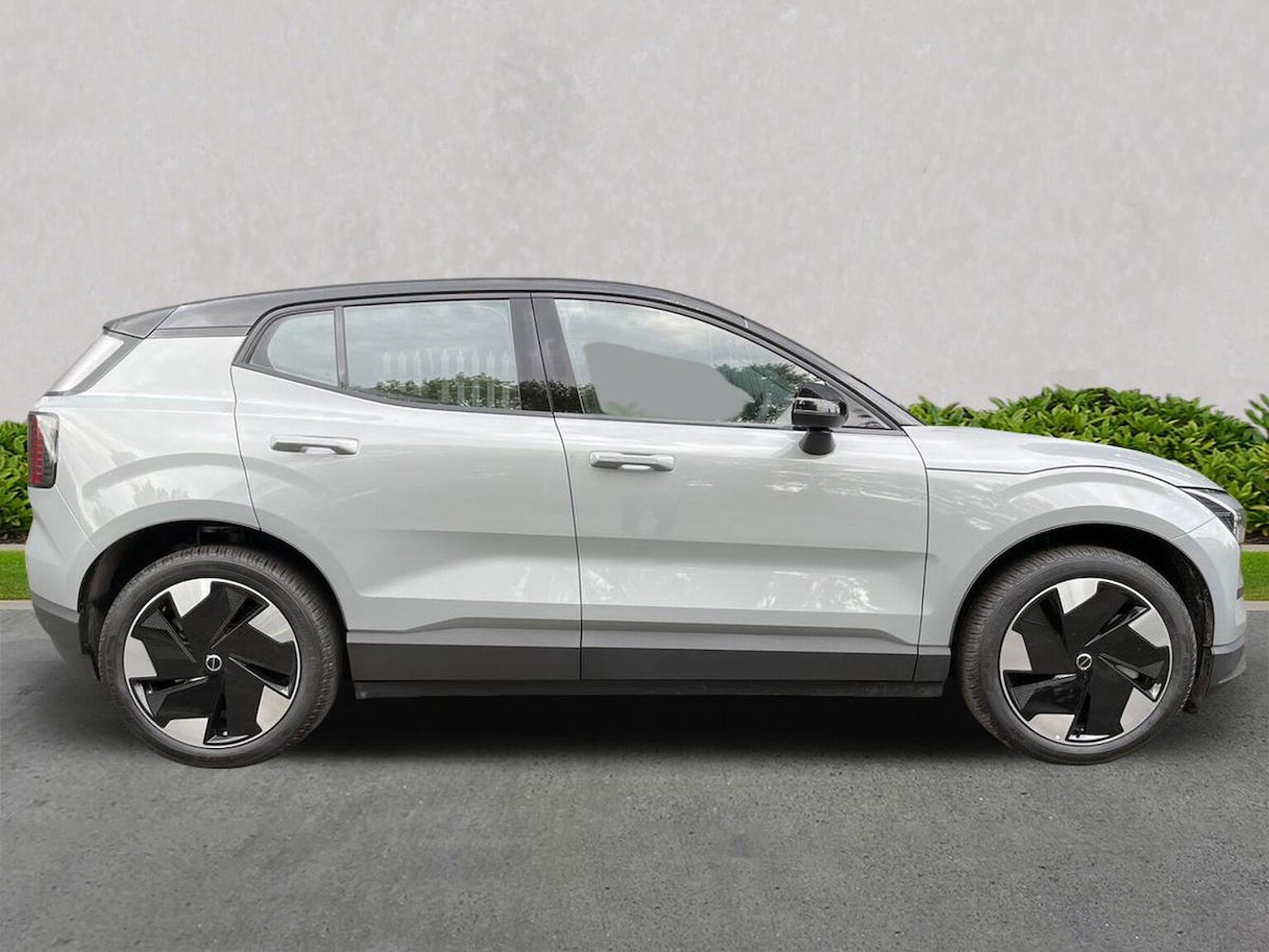 Used Volvo EX30 2025 for sale - 76115516: Photo 3