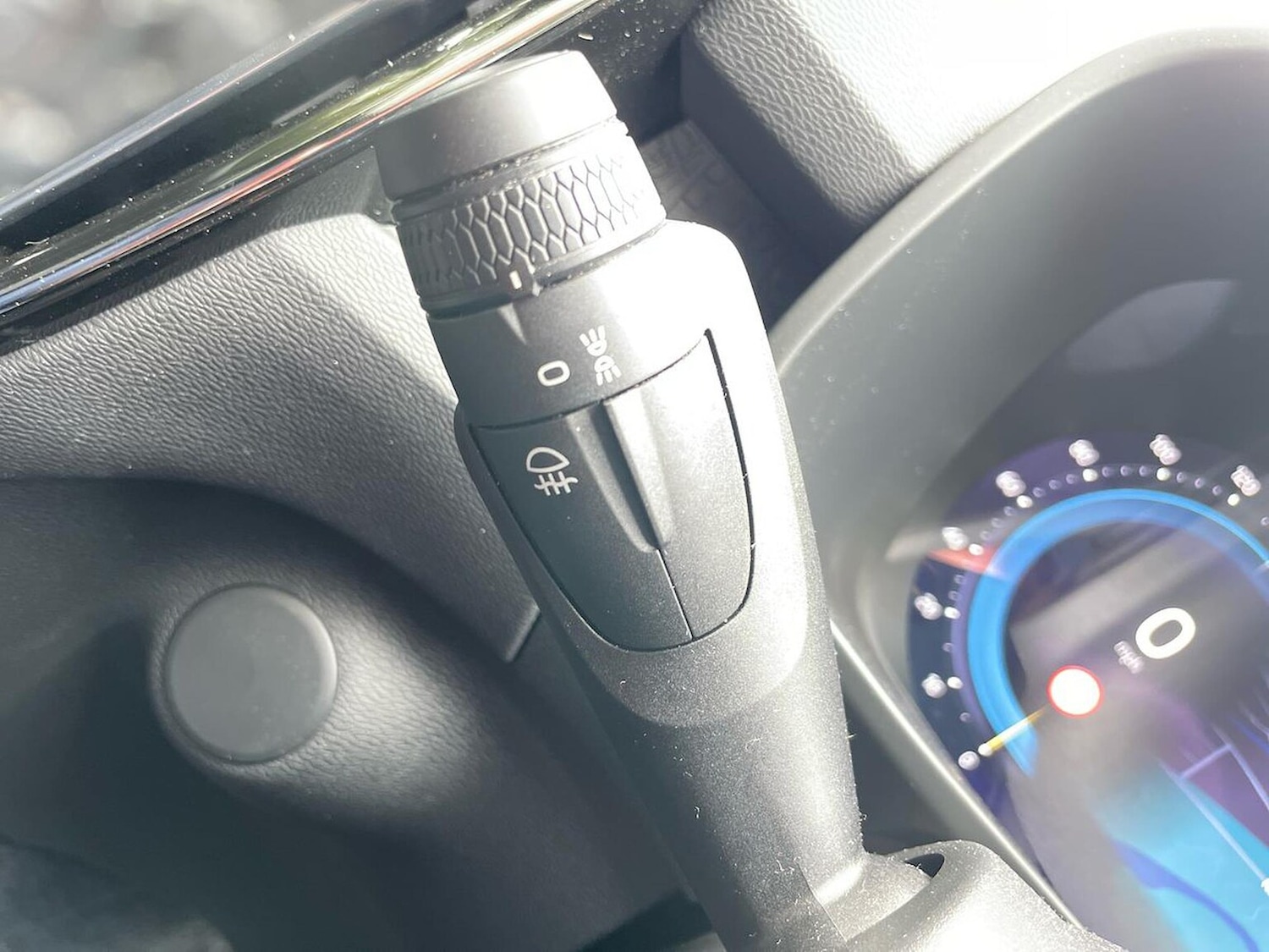 Used Volvo C40 2024 for sale - 76682560: Photo 29