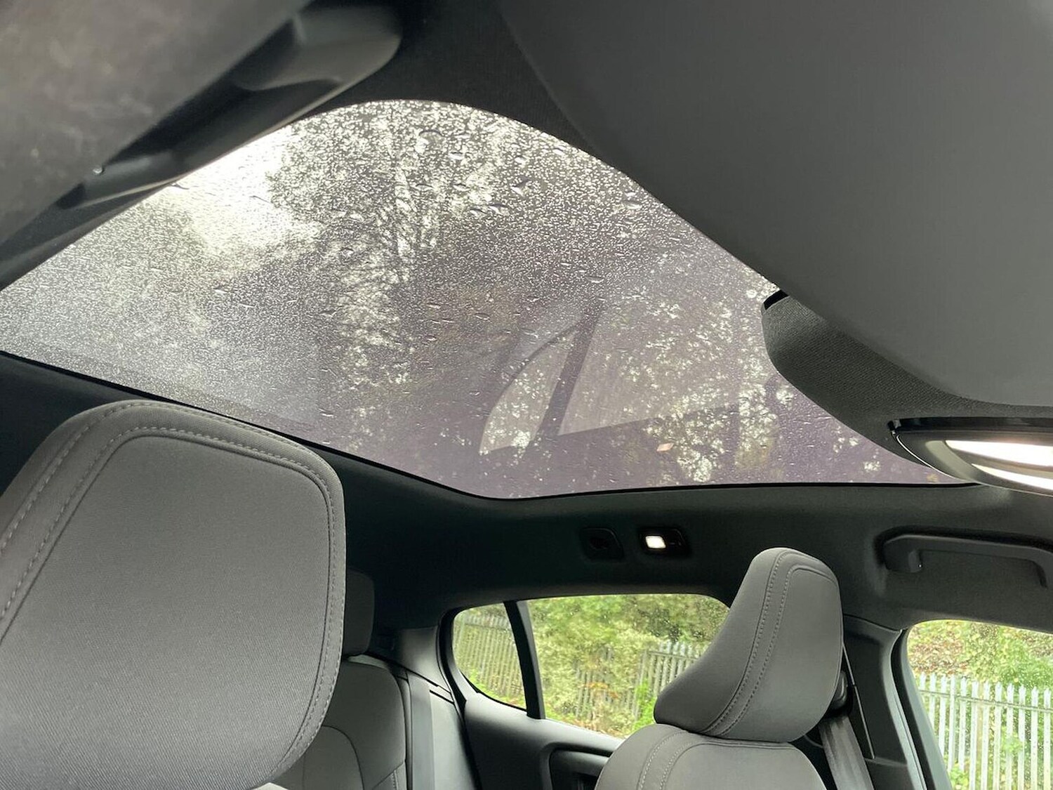 Used Volvo C40 2024 for sale - 76682560: Photo 32