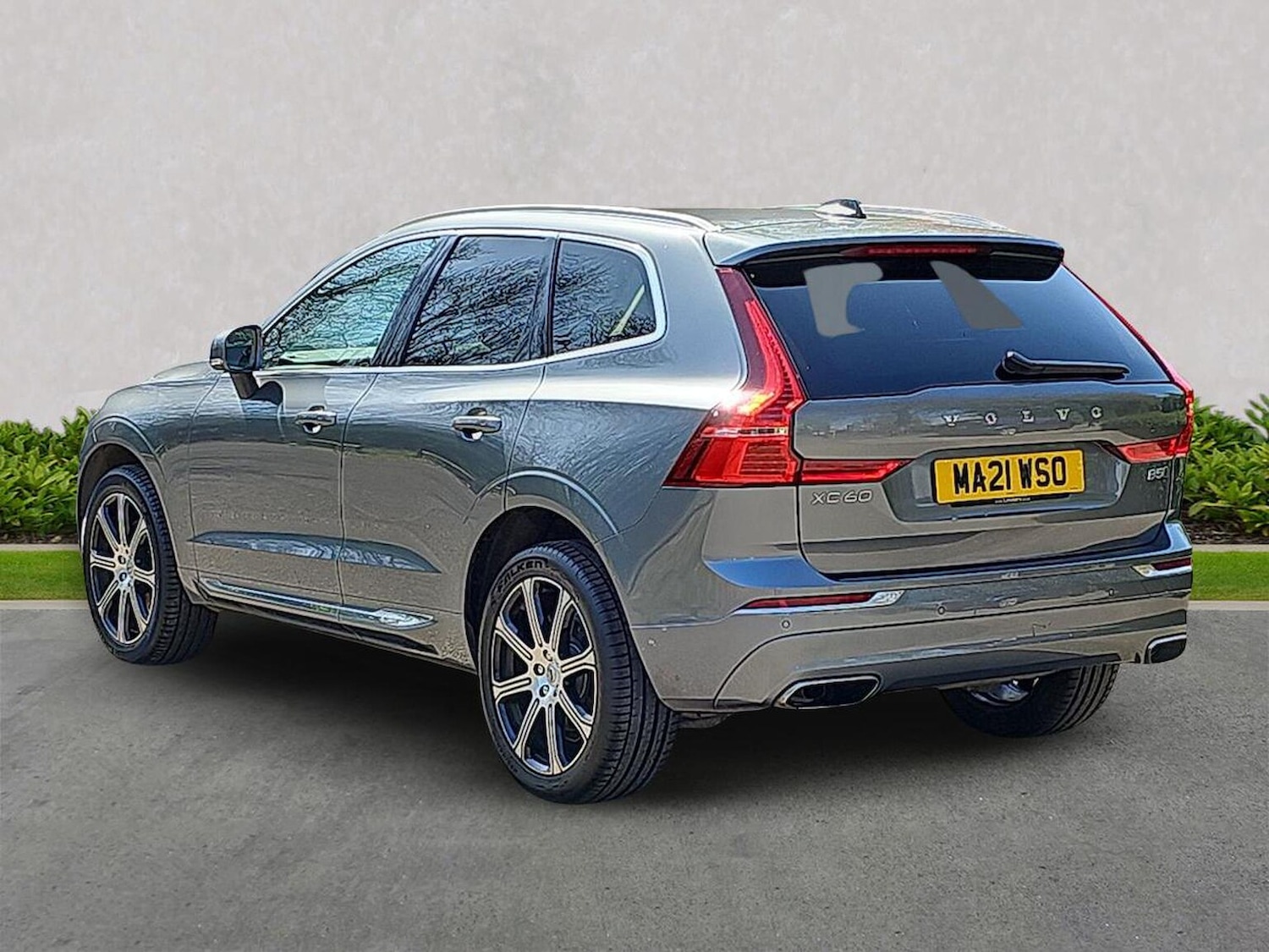 Used Volvo XC60 2021 for sale - 78191329: Photo 2