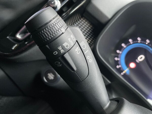 Used Volvo XC40 2023 for sale - 76268328: Photo 29