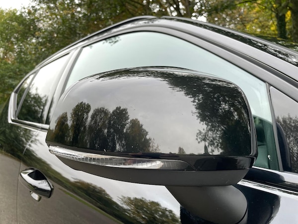 Used Volvo XC40 2023 for sale - 76268328: Photo 37