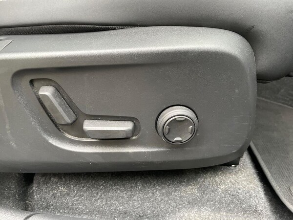 Used Volvo XC40 2022 for sale - 76232777: Photo 30