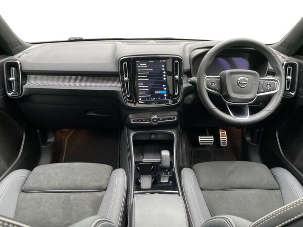 Used Volvo XC40 2022 for sale - 76232777: Photo 8