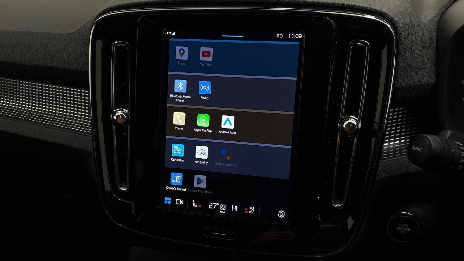 Used Volvo XC40 2025 for sale - 77033457: Photo 12