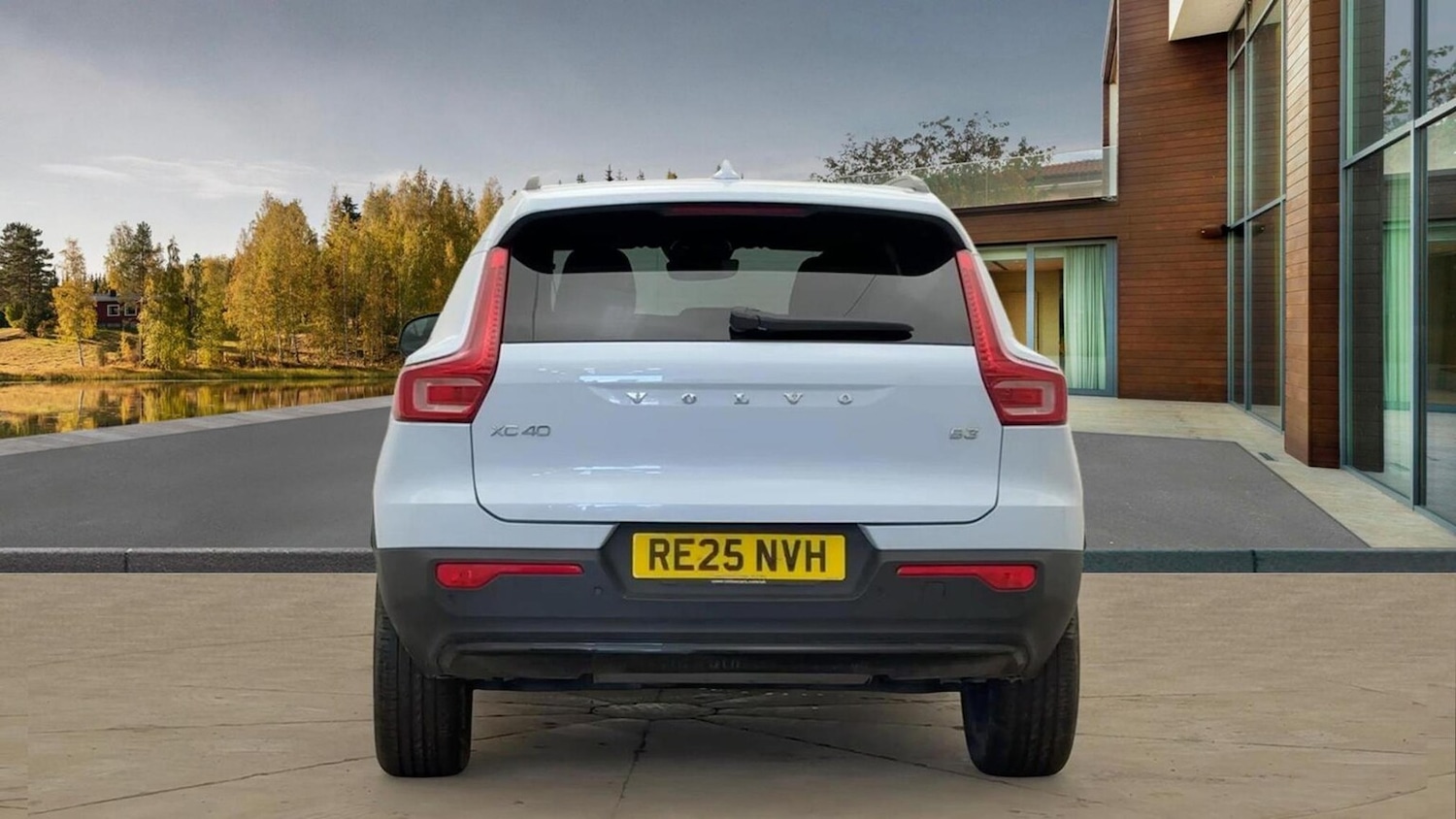 Used Volvo XC40 2025 for sale - 77033457: Photo 4