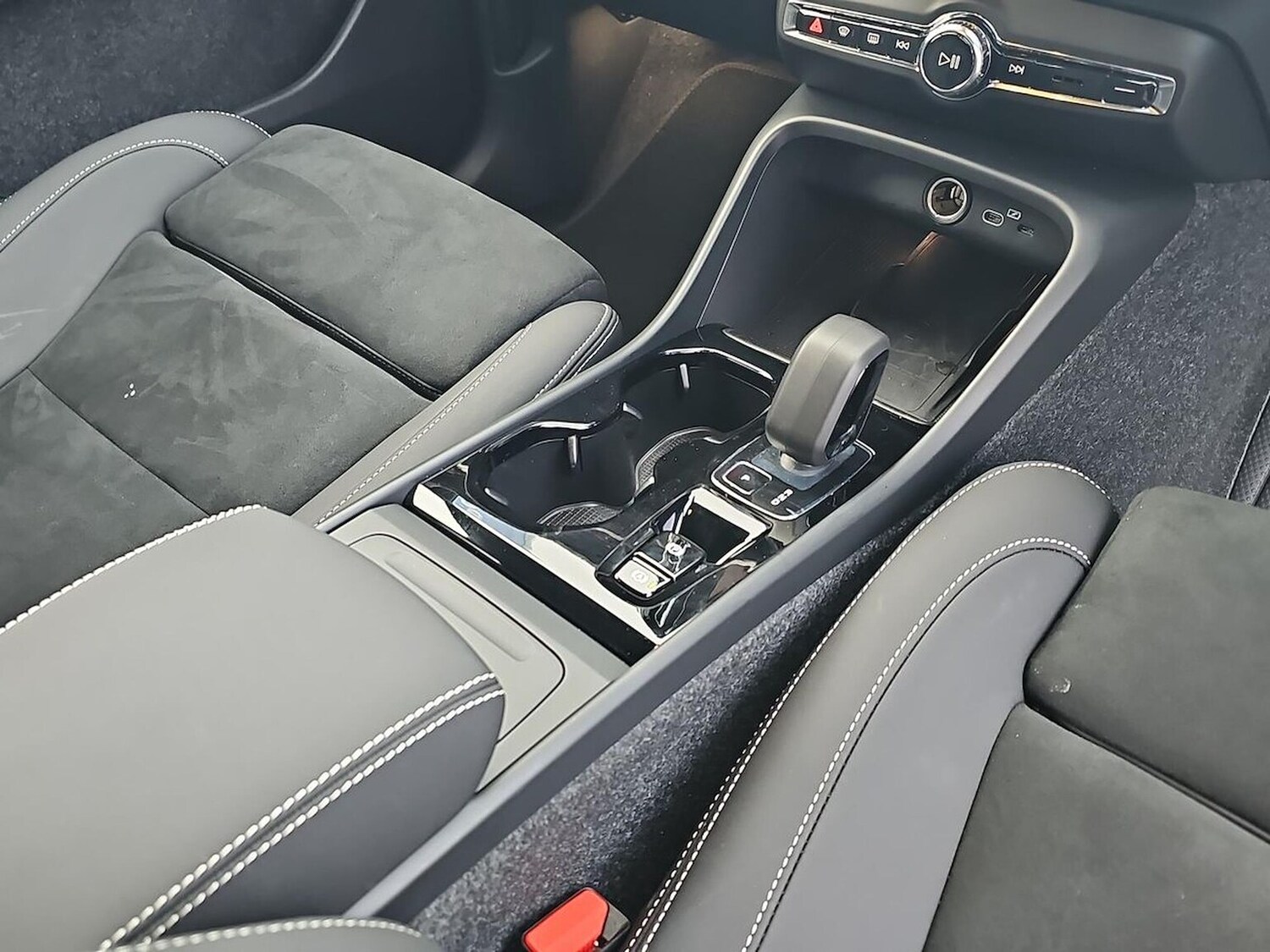 Used Volvo XC40 2025 for sale - 77489666: Photo 13