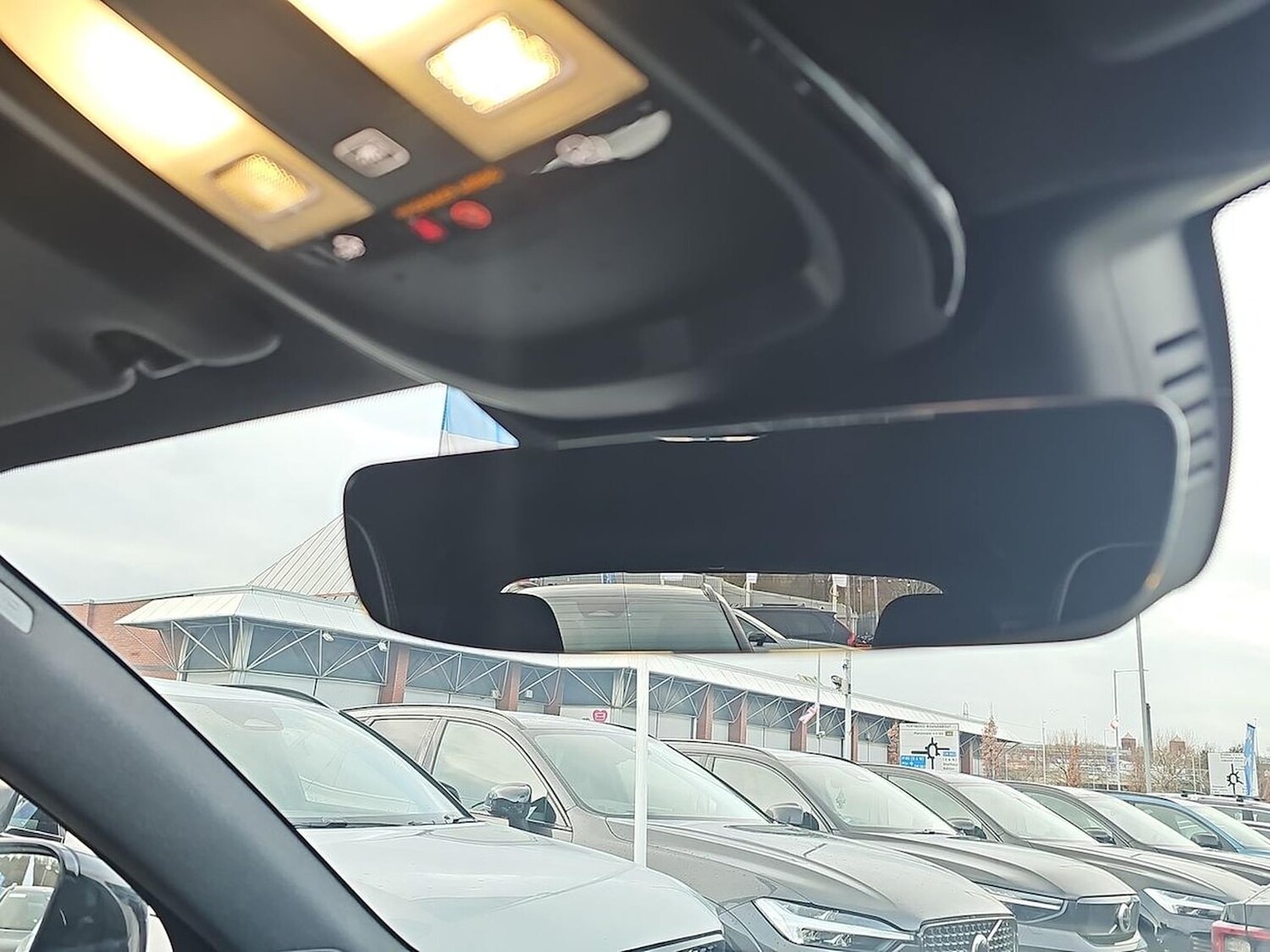 Used Volvo XC40 2025 for sale - 77489666: Photo 14