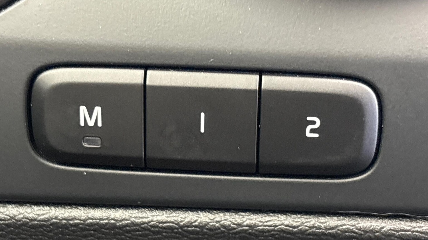 Used Volvo XC40 2025 for sale - 77033455: Photo 25