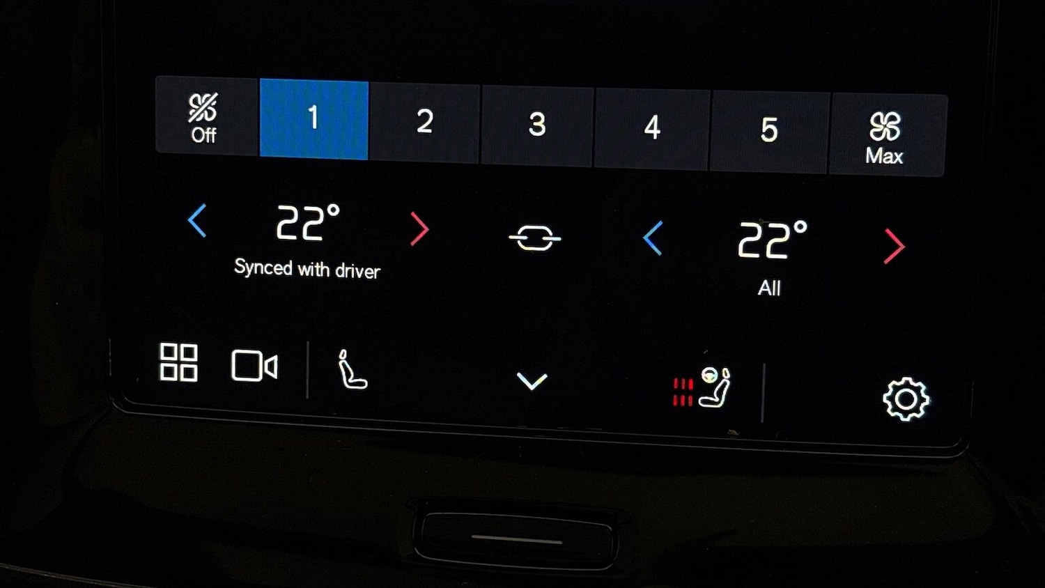 Used Volvo XC40 2025 for sale - 77033455: Photo 36