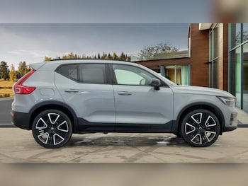 Used Volvo XC40 2025 for sale - 77033455: Photo