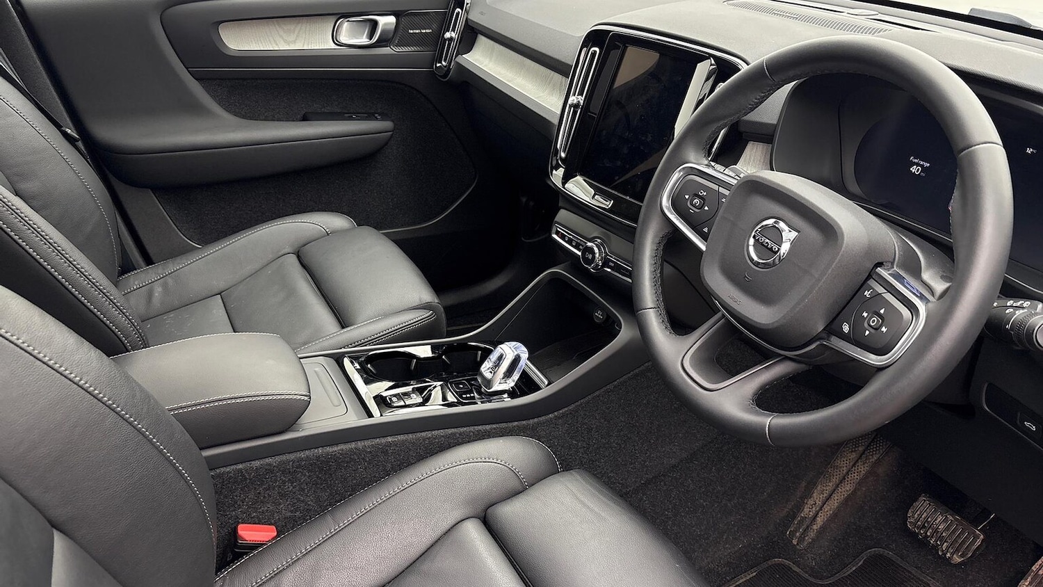 Used Volvo XC40 2025 for sale - 77033455: Photo 7