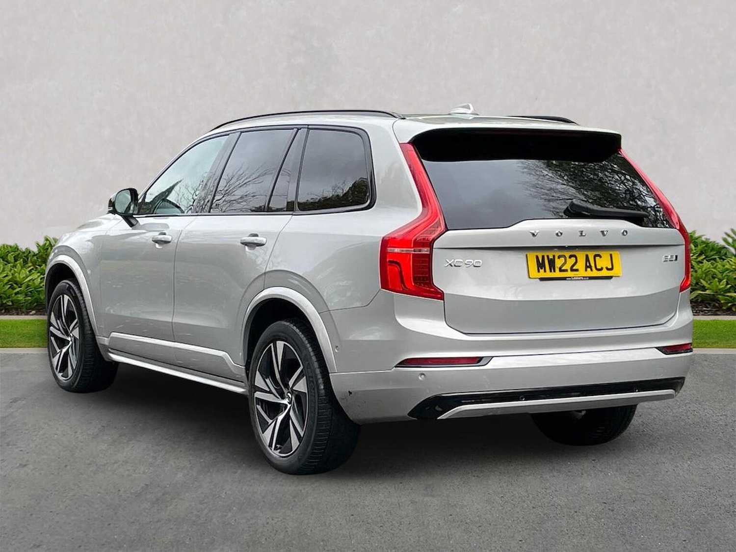 Used Volvo XC90 2022 for sale - 76455303: Photo 2