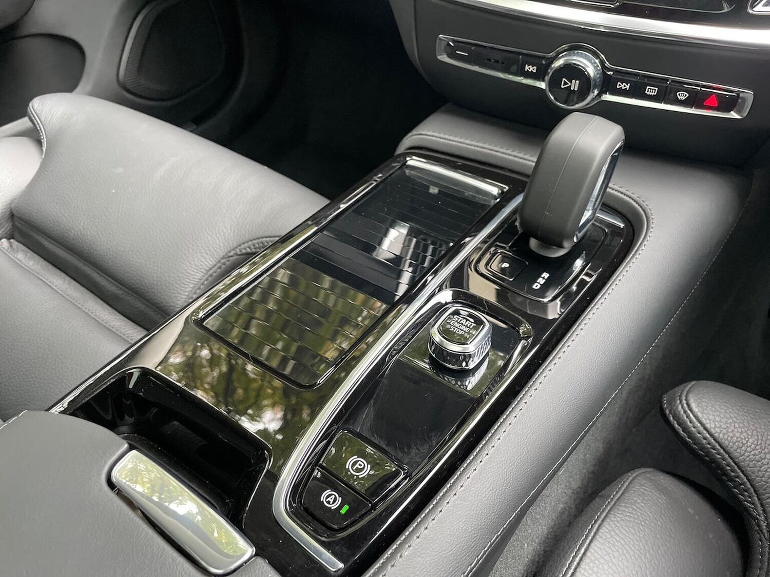 Used Volvo V60 2025 for sale - 76268325: Photo 13