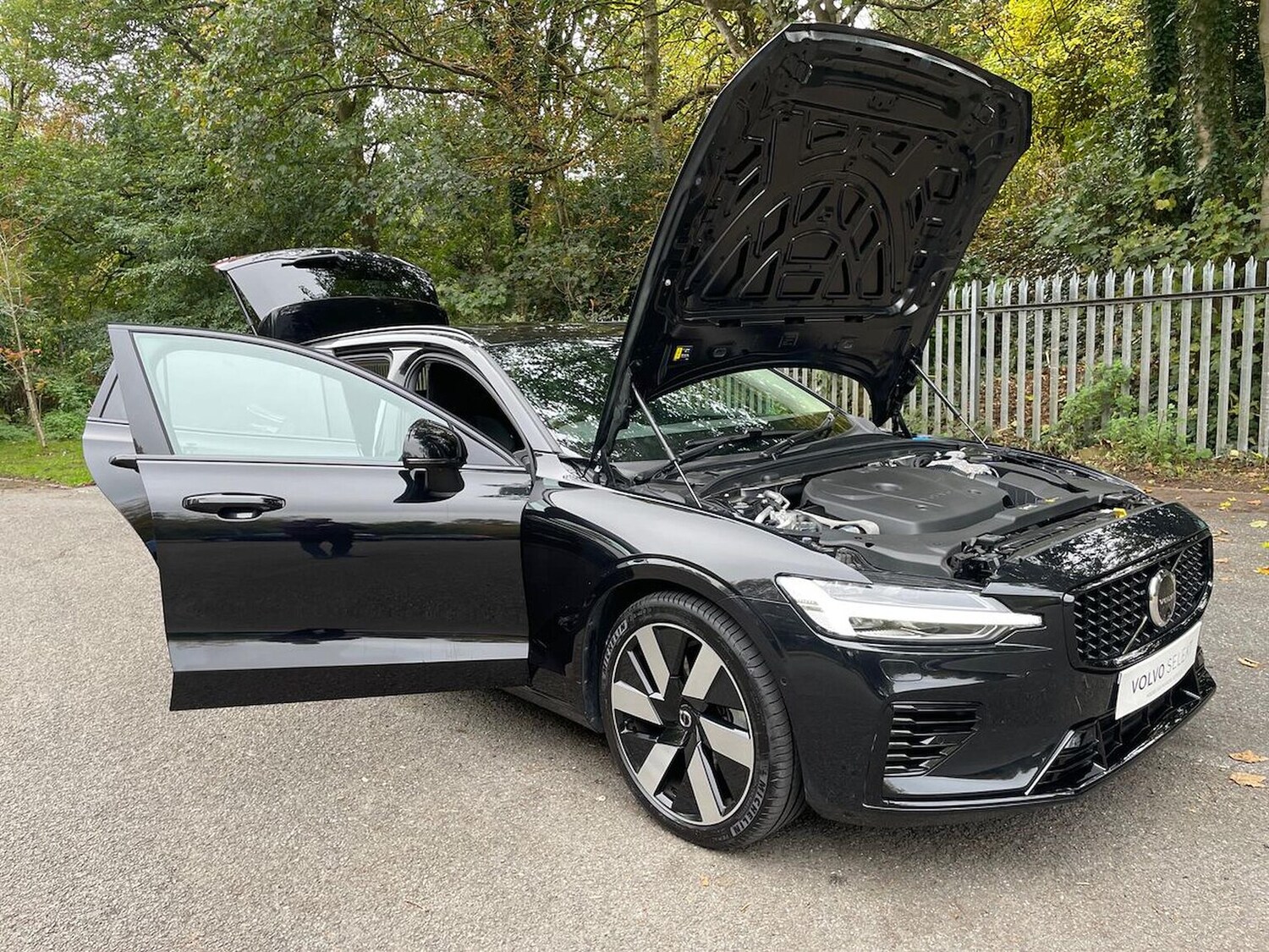 Used Volvo V60 2025 for sale - 76268325: Photo 40